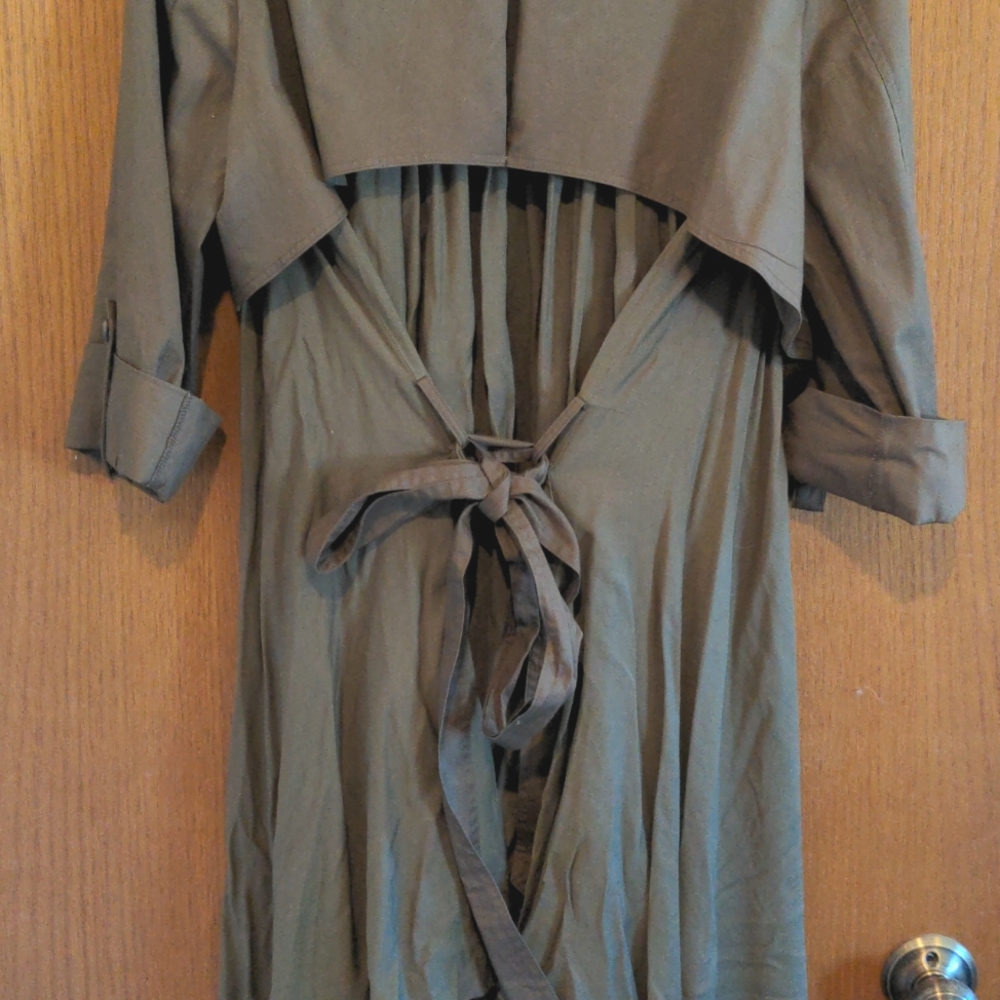 Lightweight Green Jacket - Picture 5 of 7